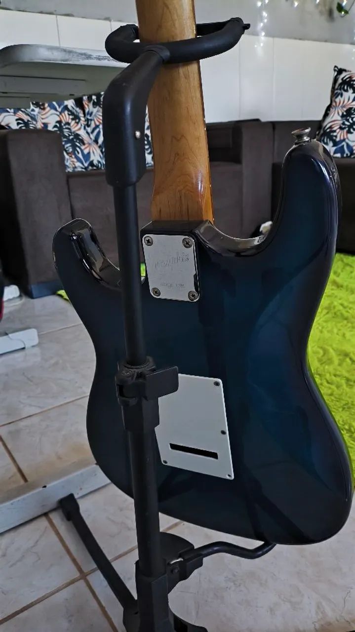 Guitarra completa  - Foto 2