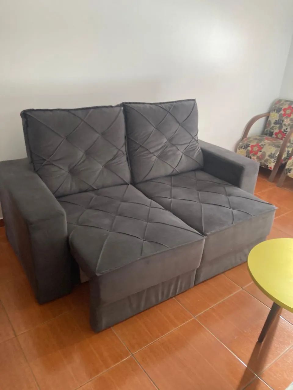 Vendo Sofá retratil 