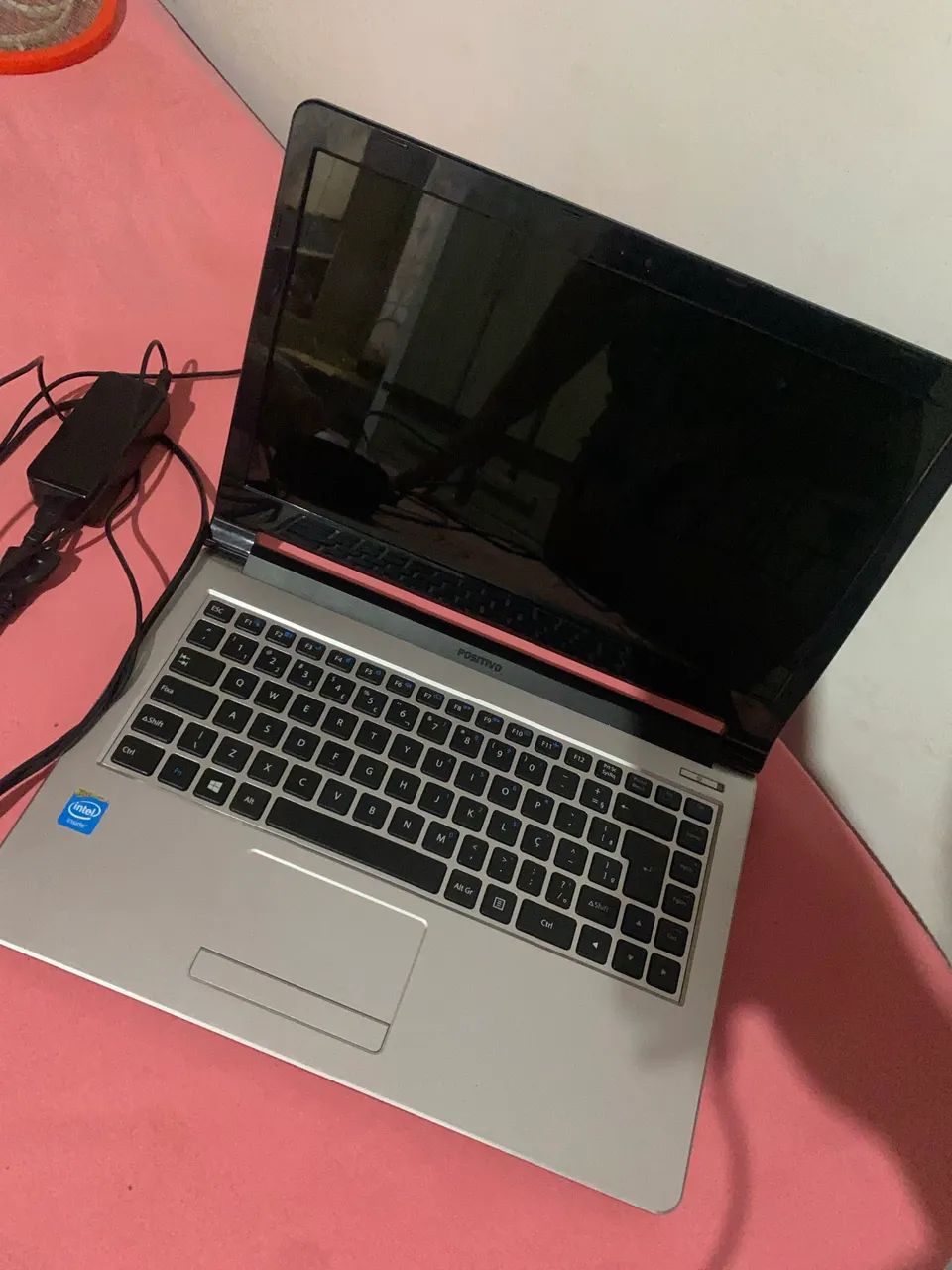Notebook positivo, modelo premium inclui porta HDMI, portas USB e uma tela de 14 polegadas - Foto 4