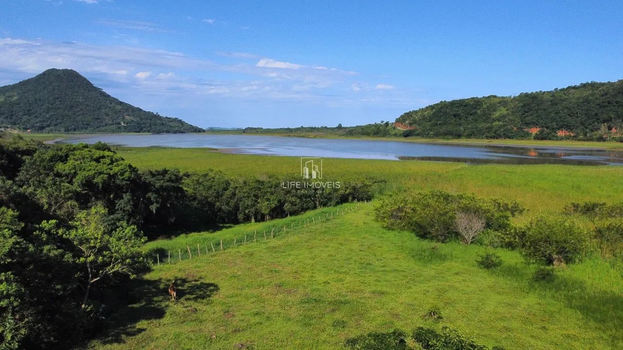 Área à venda em Garopaba/SC no Macacu com vista para lagoa e mar 11.070m²