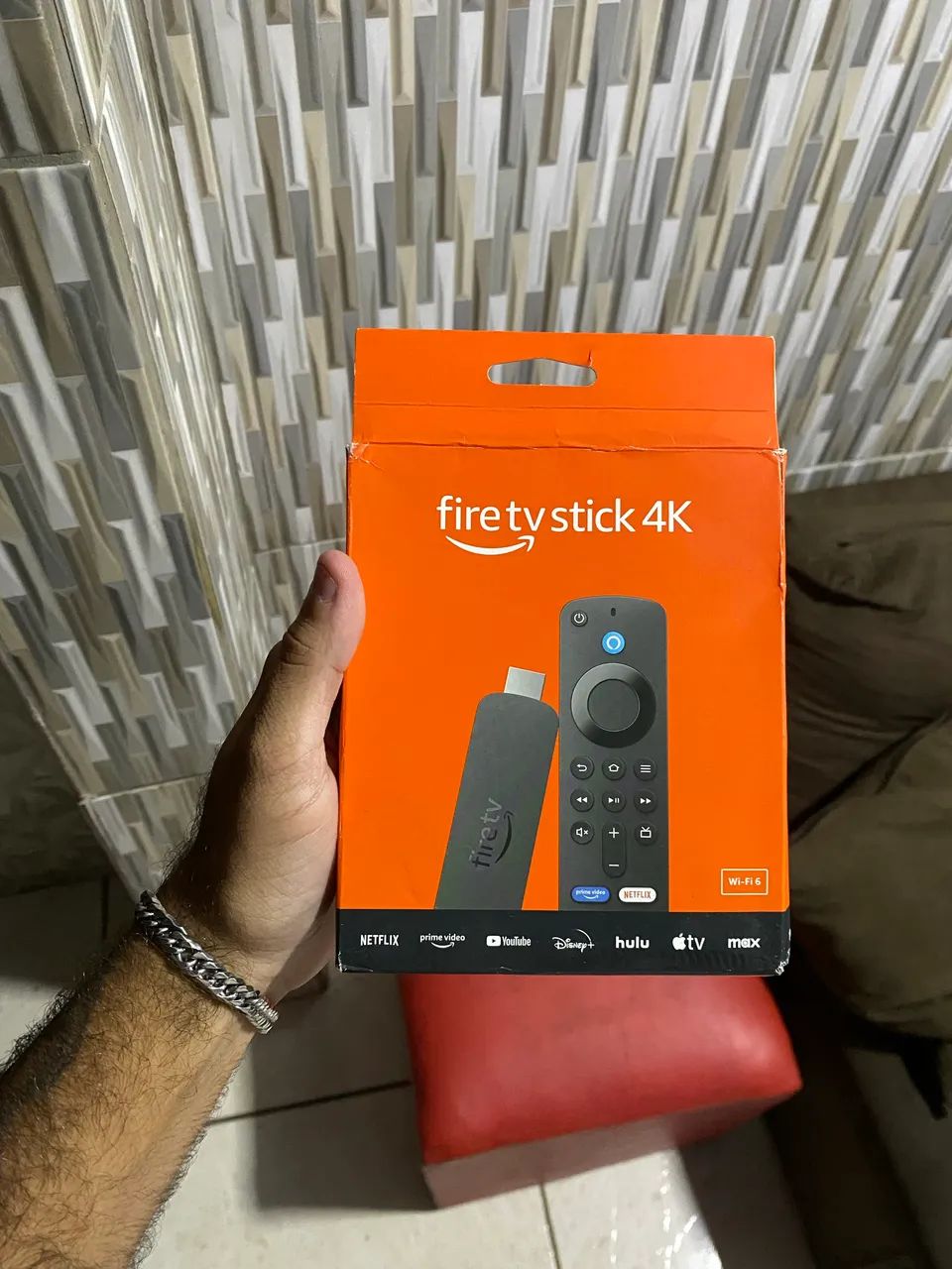 Amazon Fire Stick 4k - WI-FI 6 