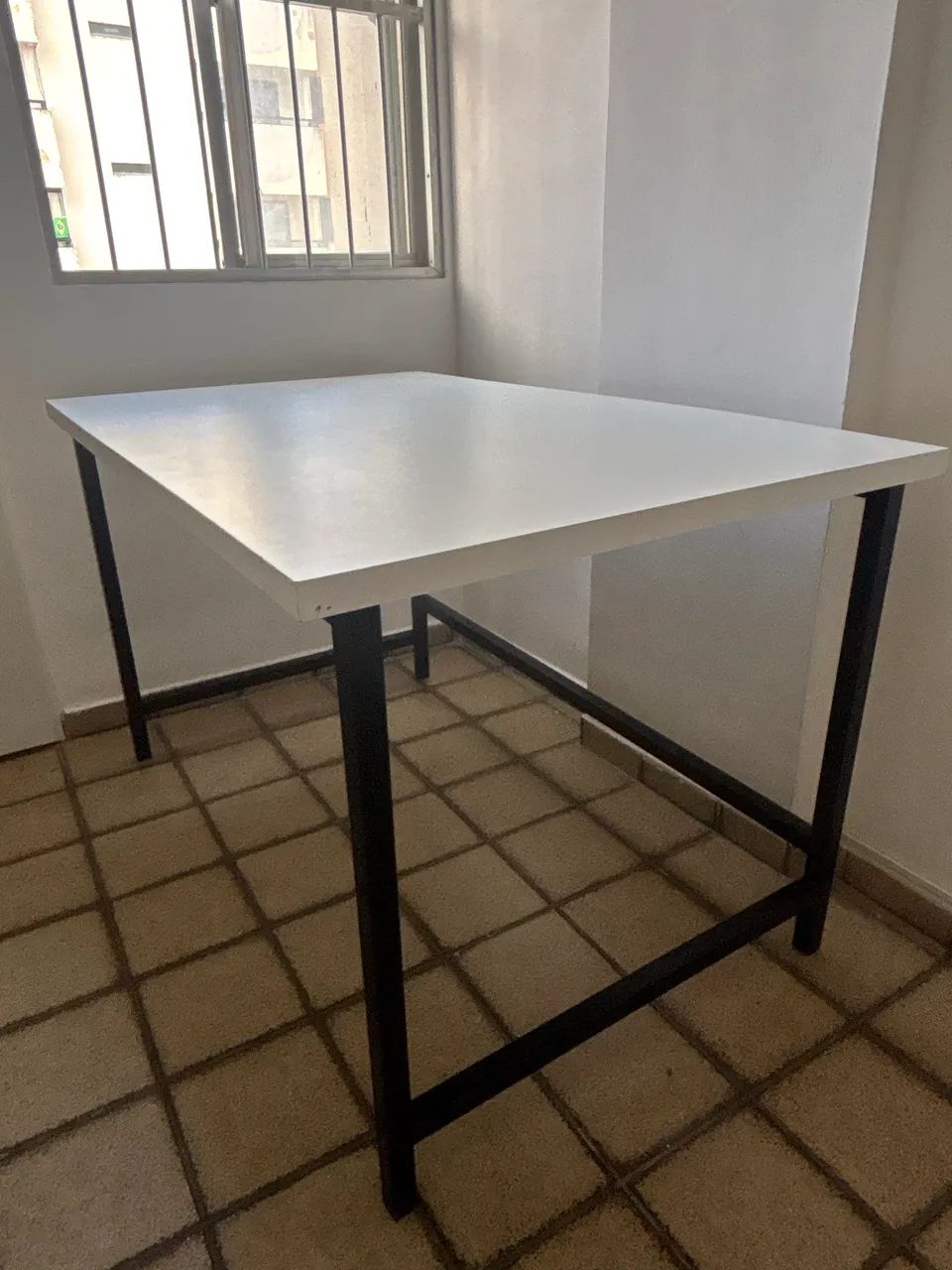 MESA DE ESCRITÓRIO 
