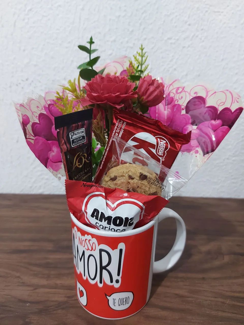 Buquê na caneca personalizado 