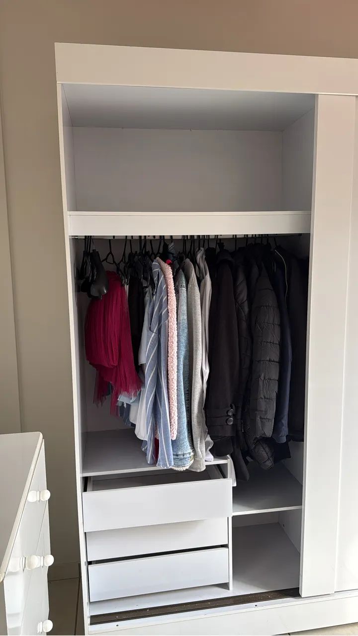 Guarda Roupas  - Foto 2