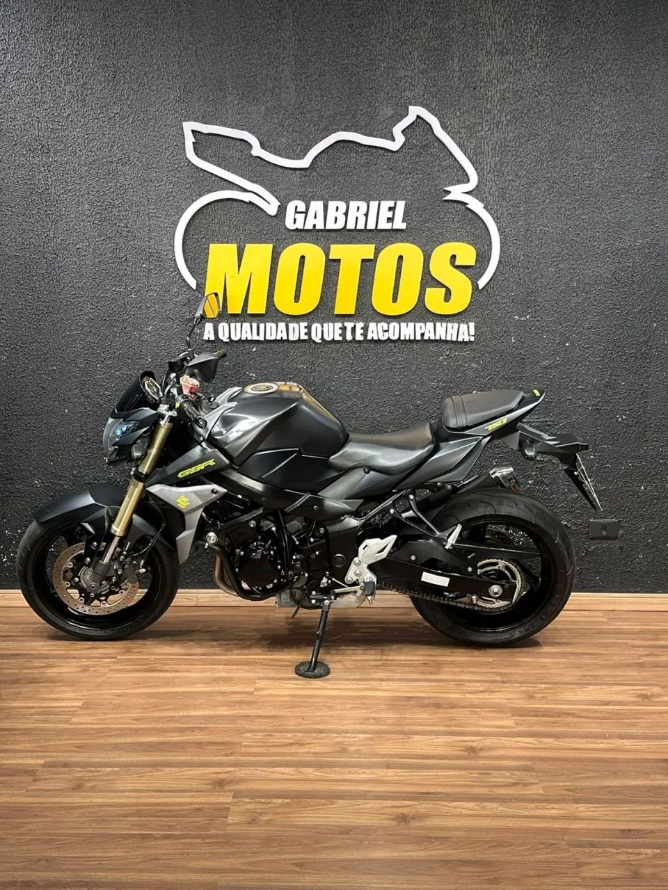 SUZUKI GSR 750  - 2016 - Foto 2