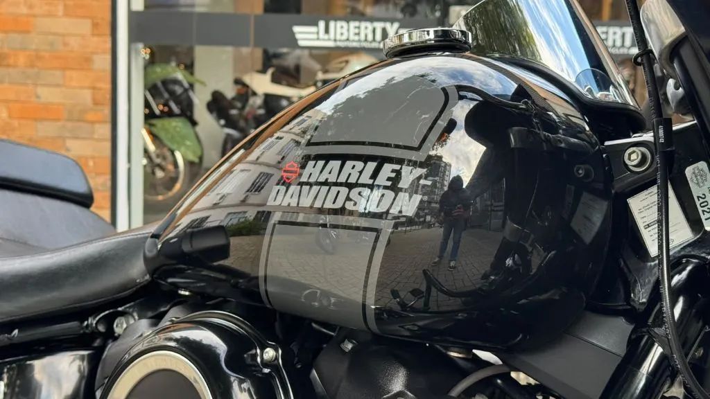 SOFTAIL SPORT GLIDE FLSB - Foto 4