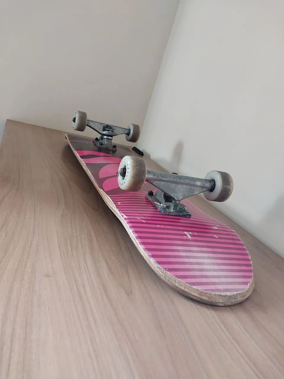 Skate de marfim pouco usado