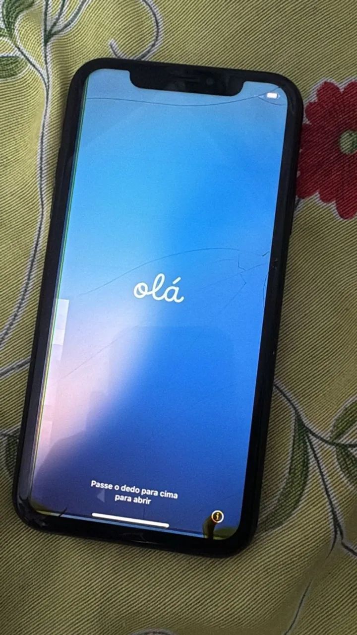 Celular iPhone XR 