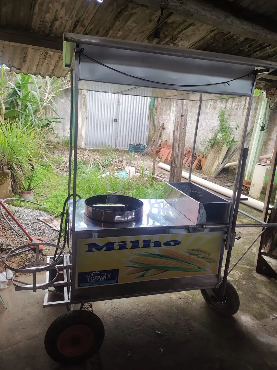Carrinho de milho adaptado