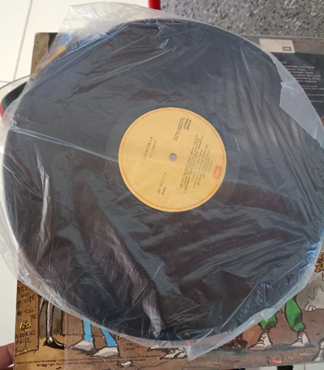 Disco Vinil Conservado Live in the UK do Helloween - Foto 3