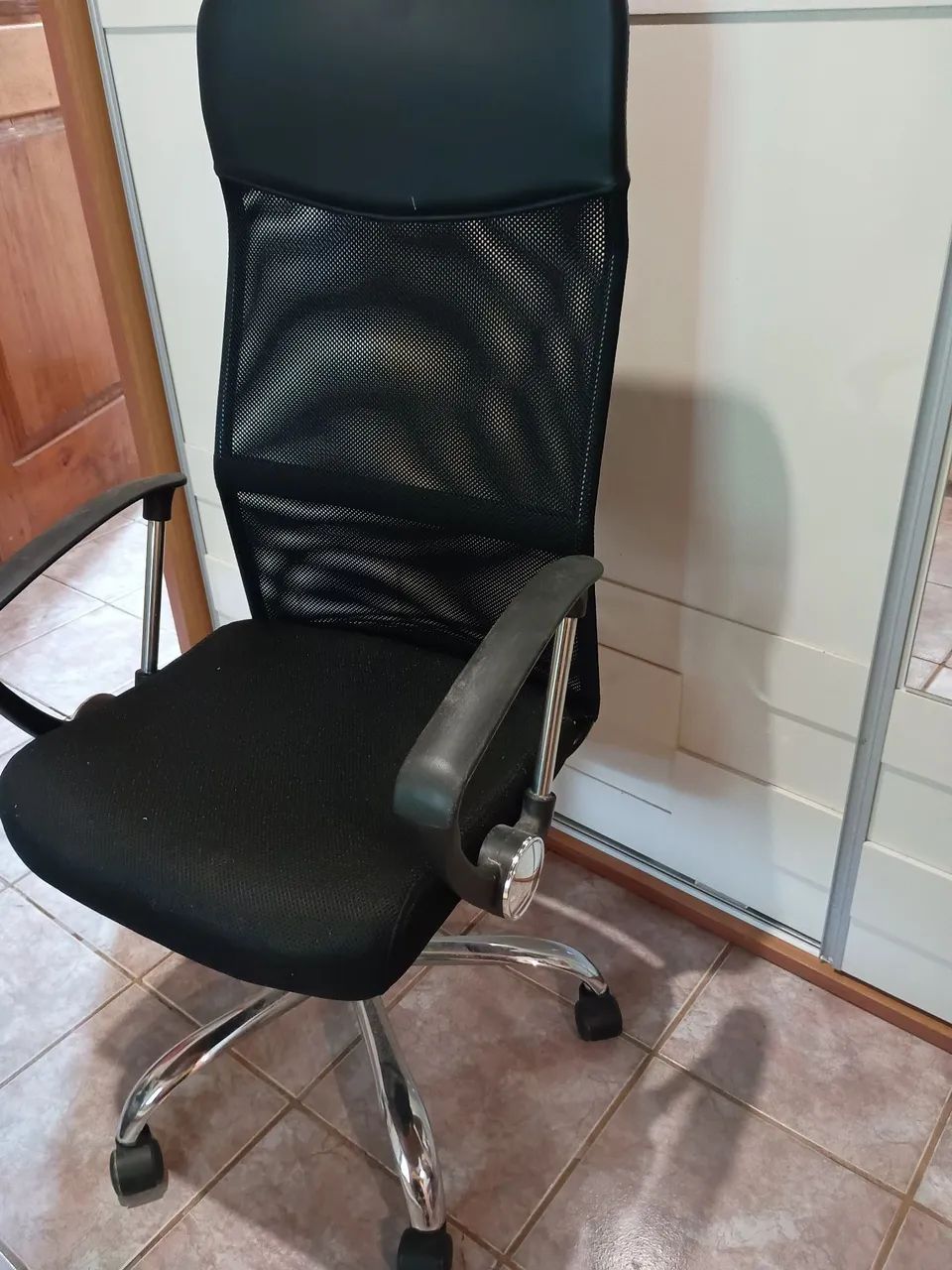 Cadeira de trabalho  - Foto 4