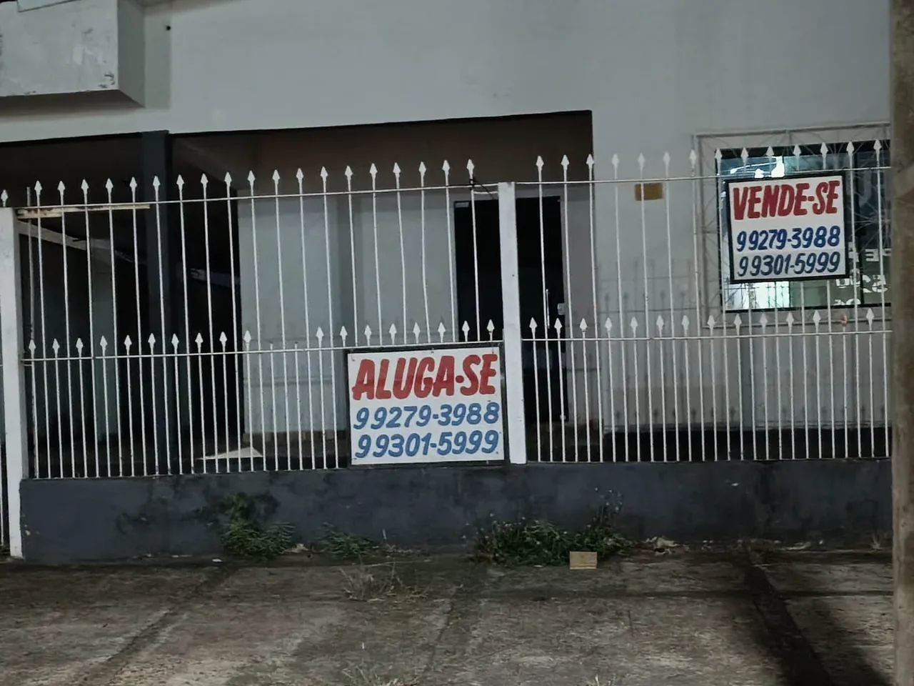 Vende-se este imóvel 
