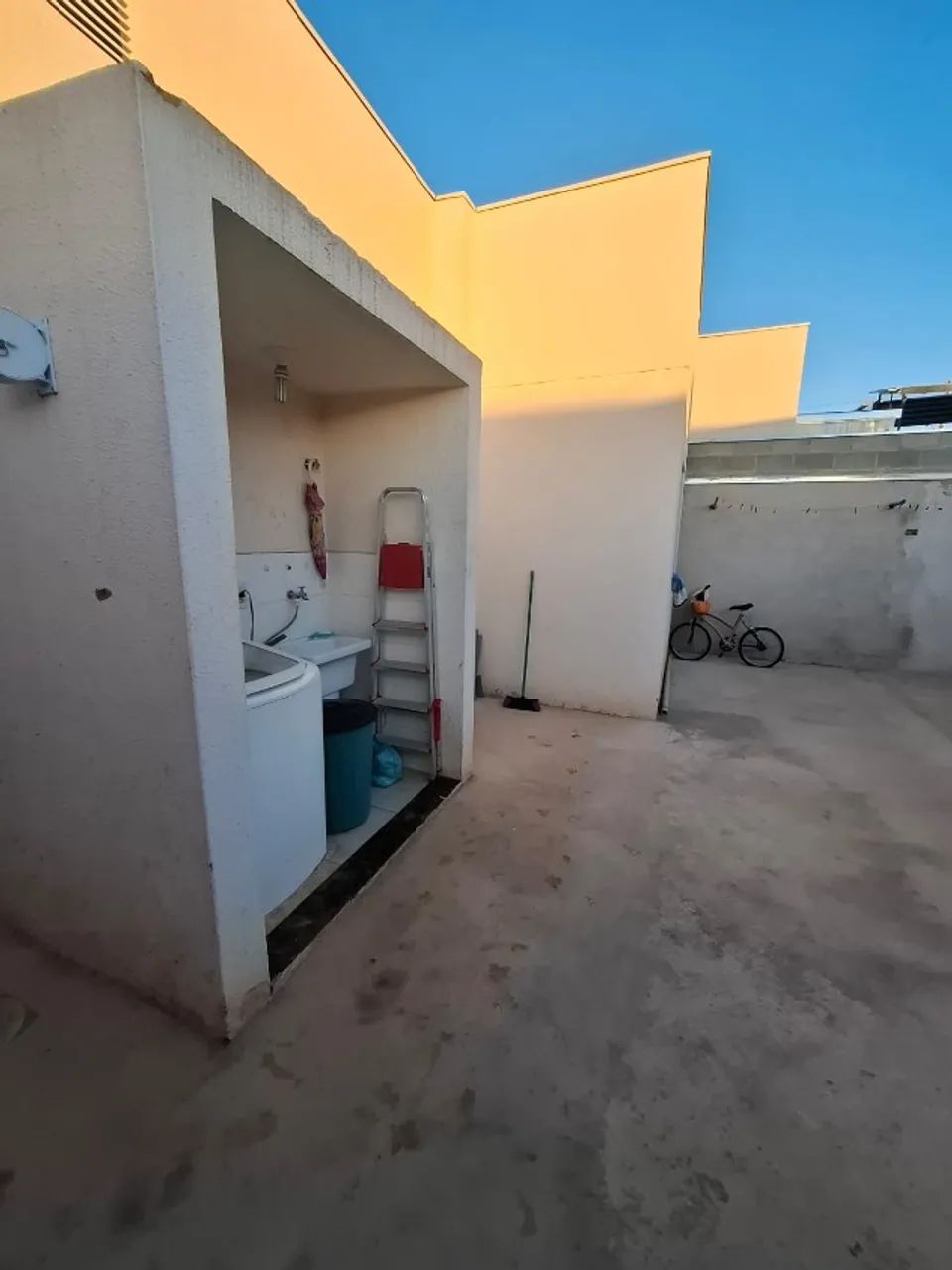 Alugo Casa em Condominio - Foto 2