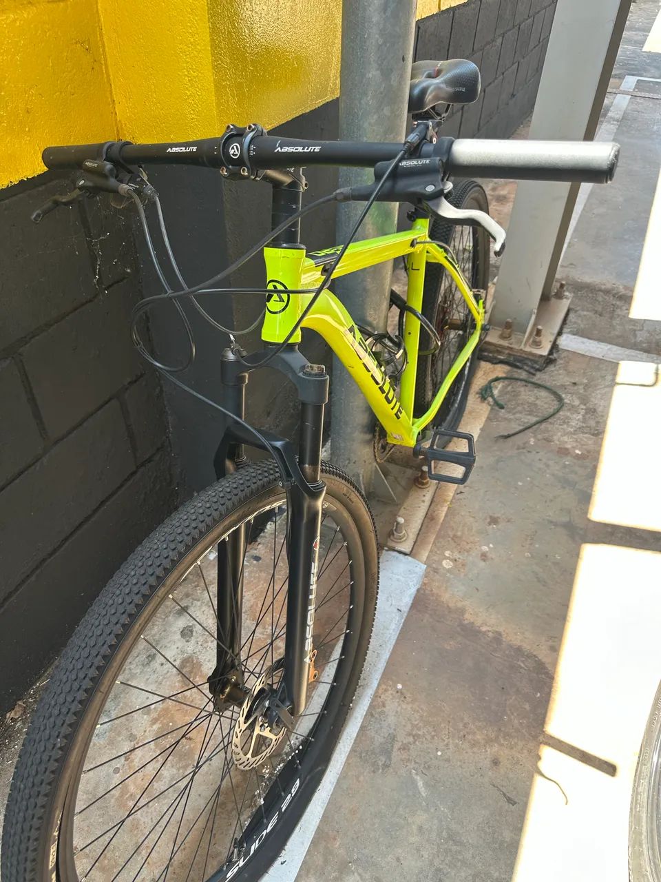 Bike semi-nova 
