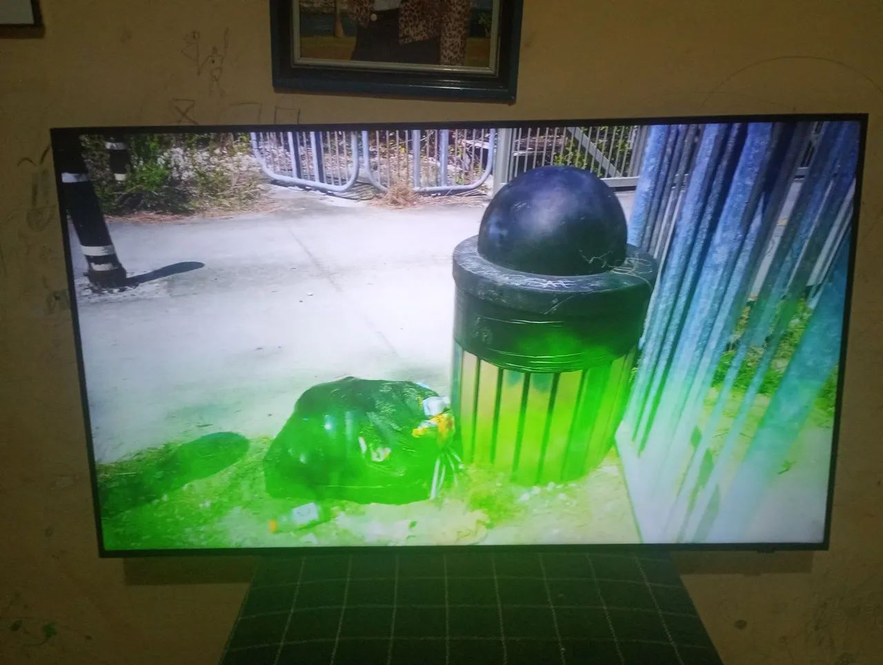 Tv smartv 65 polegadas Samsung semi nova, funcionando perfeitamente tudo.