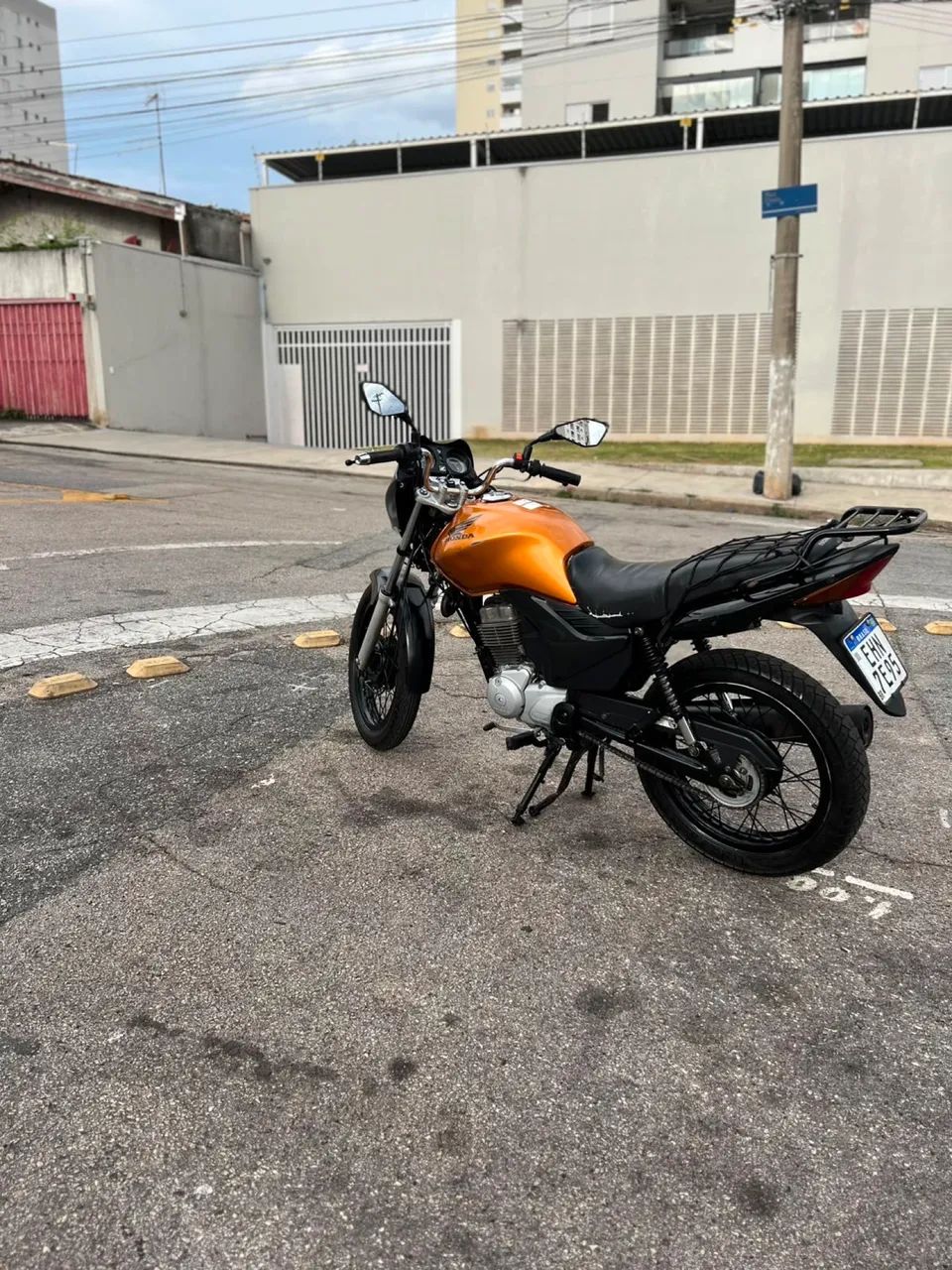 Titan 150  - Foto 4