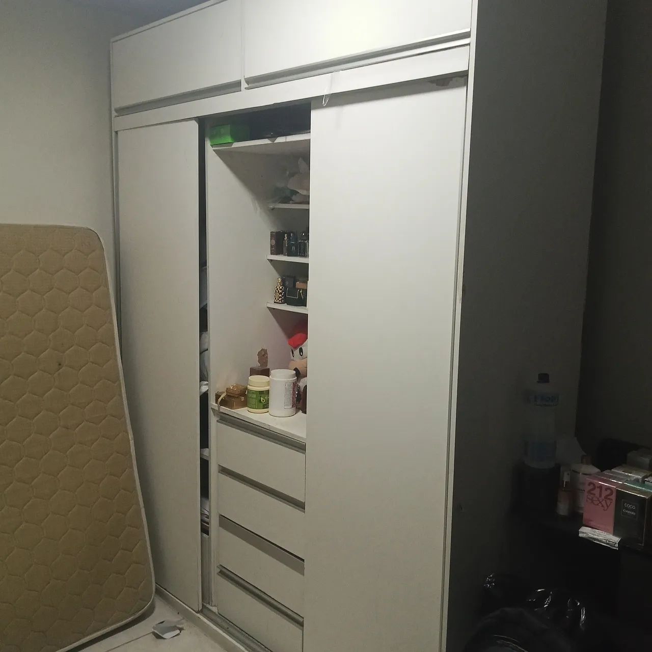 Guarda roupa madeira mdf