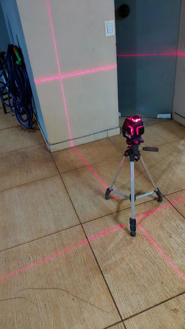Nivel laser bosch gll3-80  - Foto 2