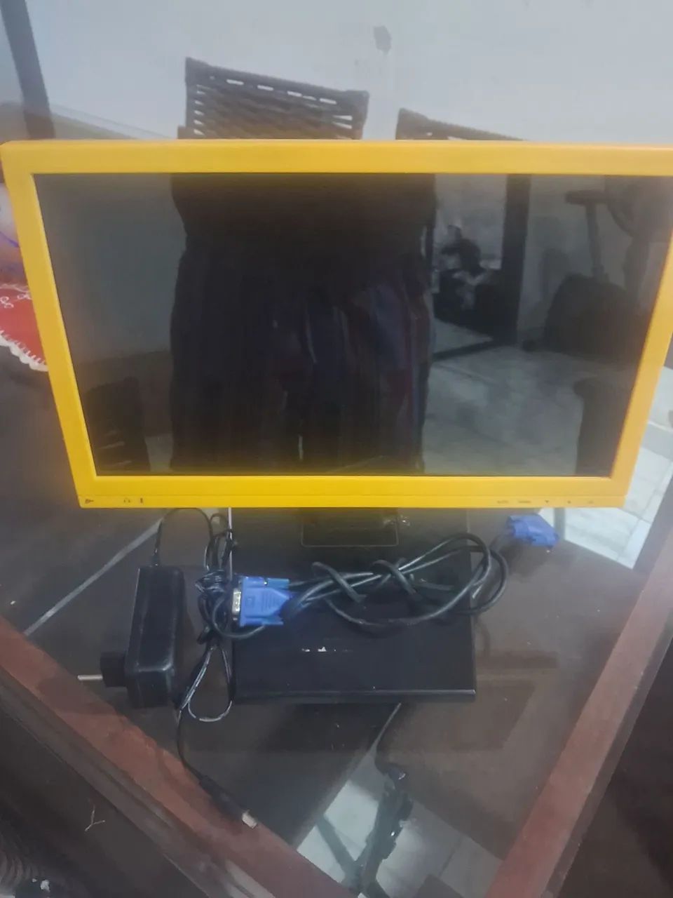 Monitor CCE perfeito estado de conservação e funcionamento  - Foto 2