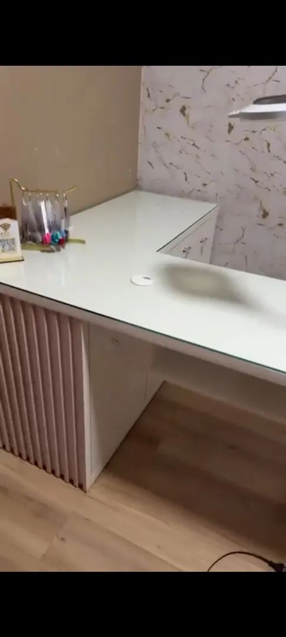 Vendo mesa para manicure  - Foto 3