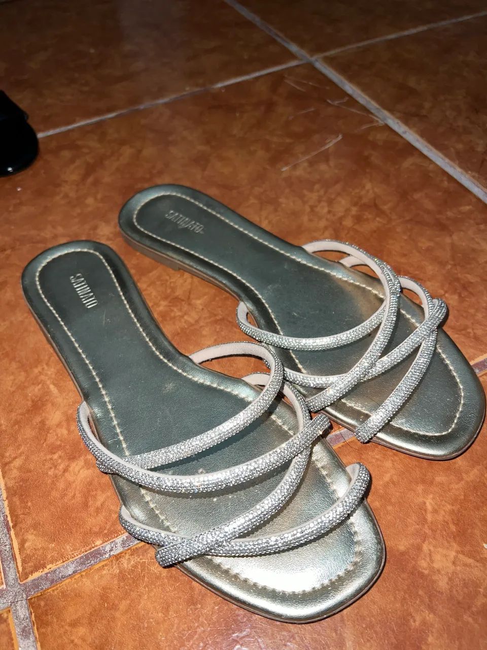 Vende-se sandália  - Foto 2