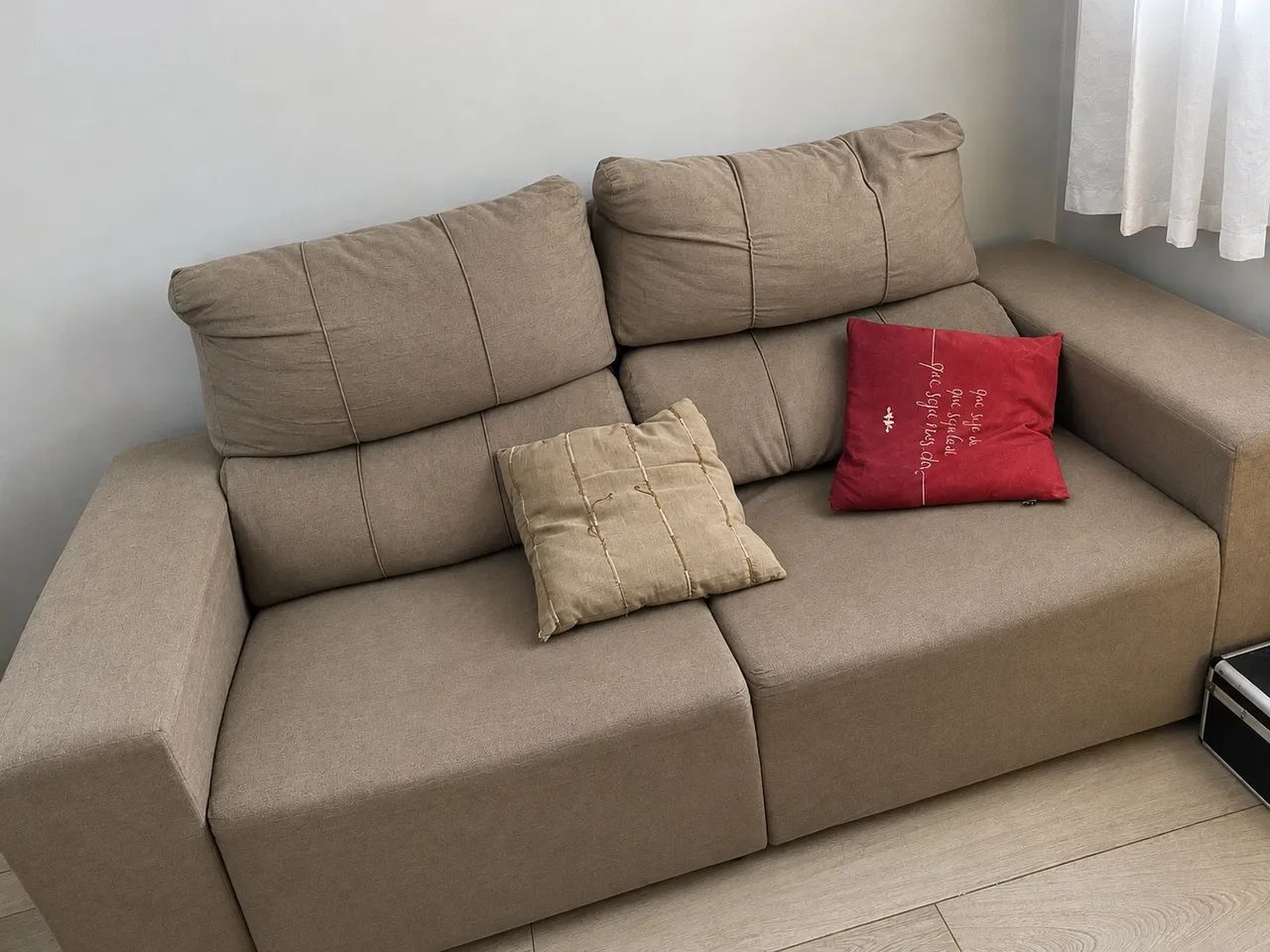 Sofa dois lugares 