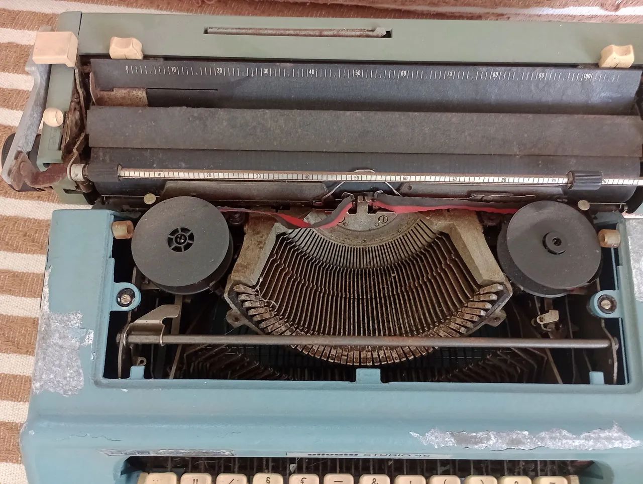 Máquina de Escrever Olivetti Studio 46  - Foto 4