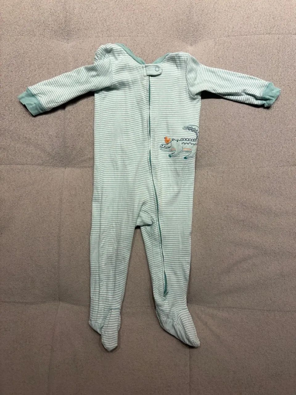 Macacão Carters 9M
