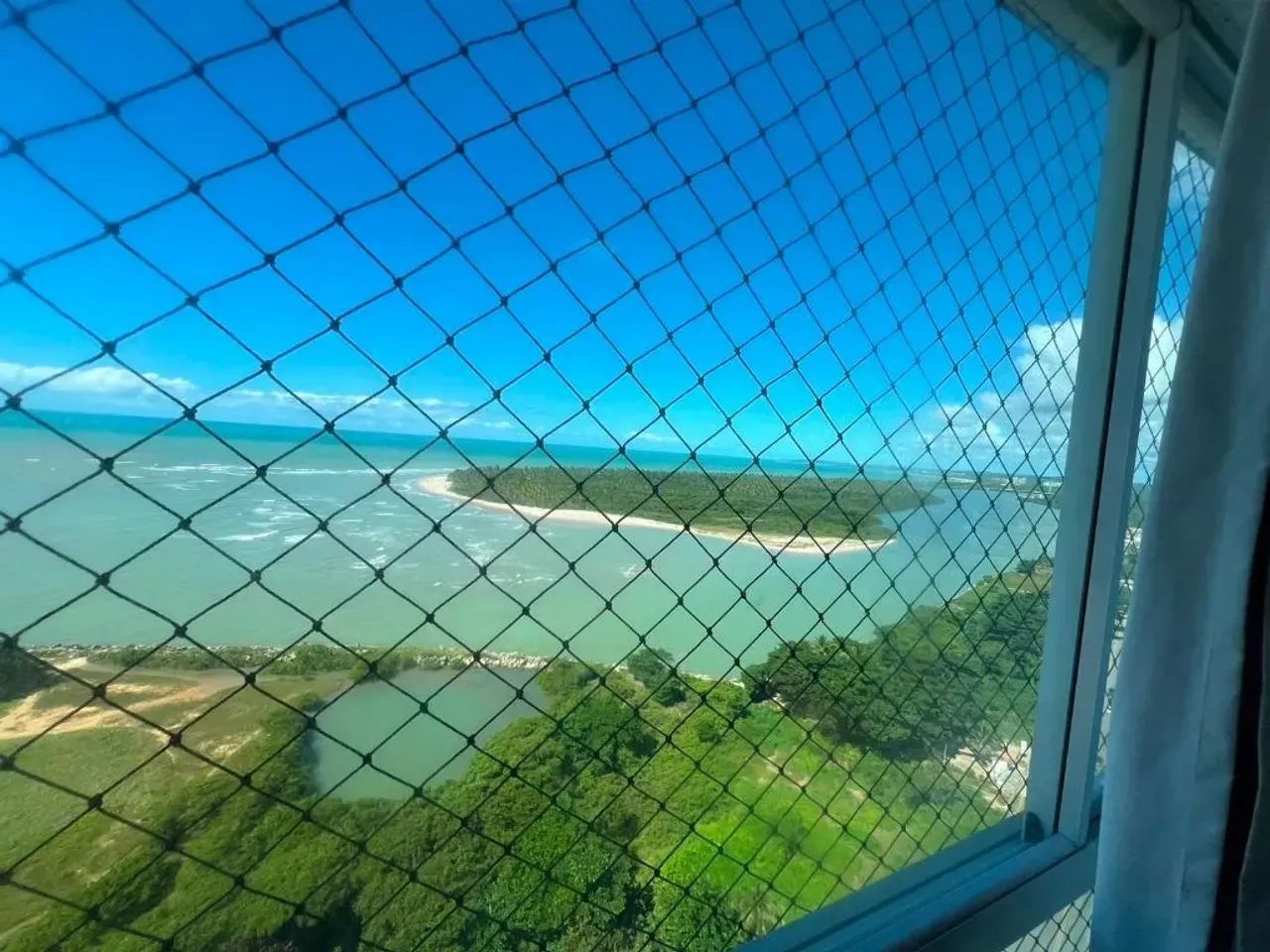 Lindo apartamento com vista para o mar. MOBILIADO!