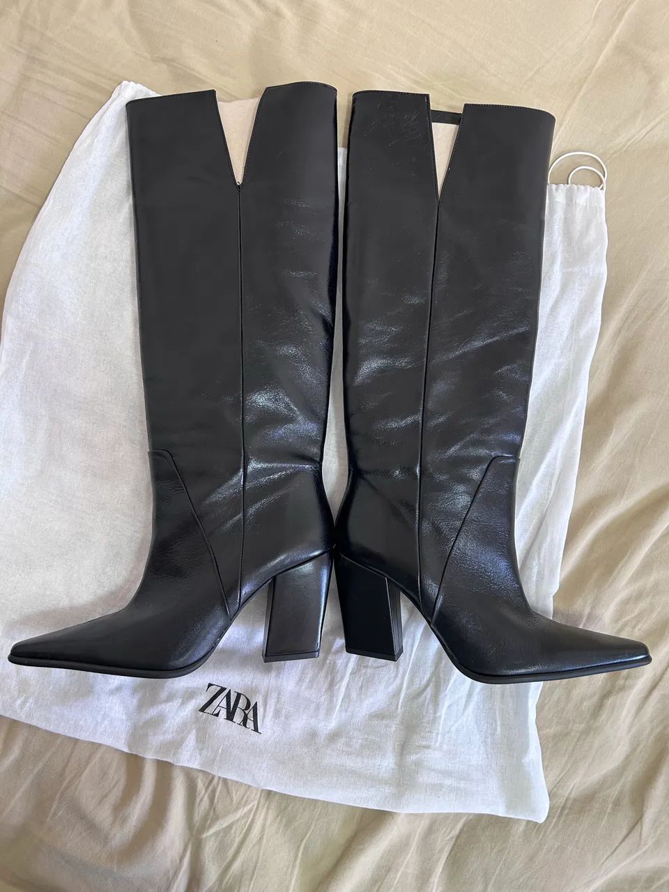 Bota ZARA original usada apenas uma vez  - Foto 3