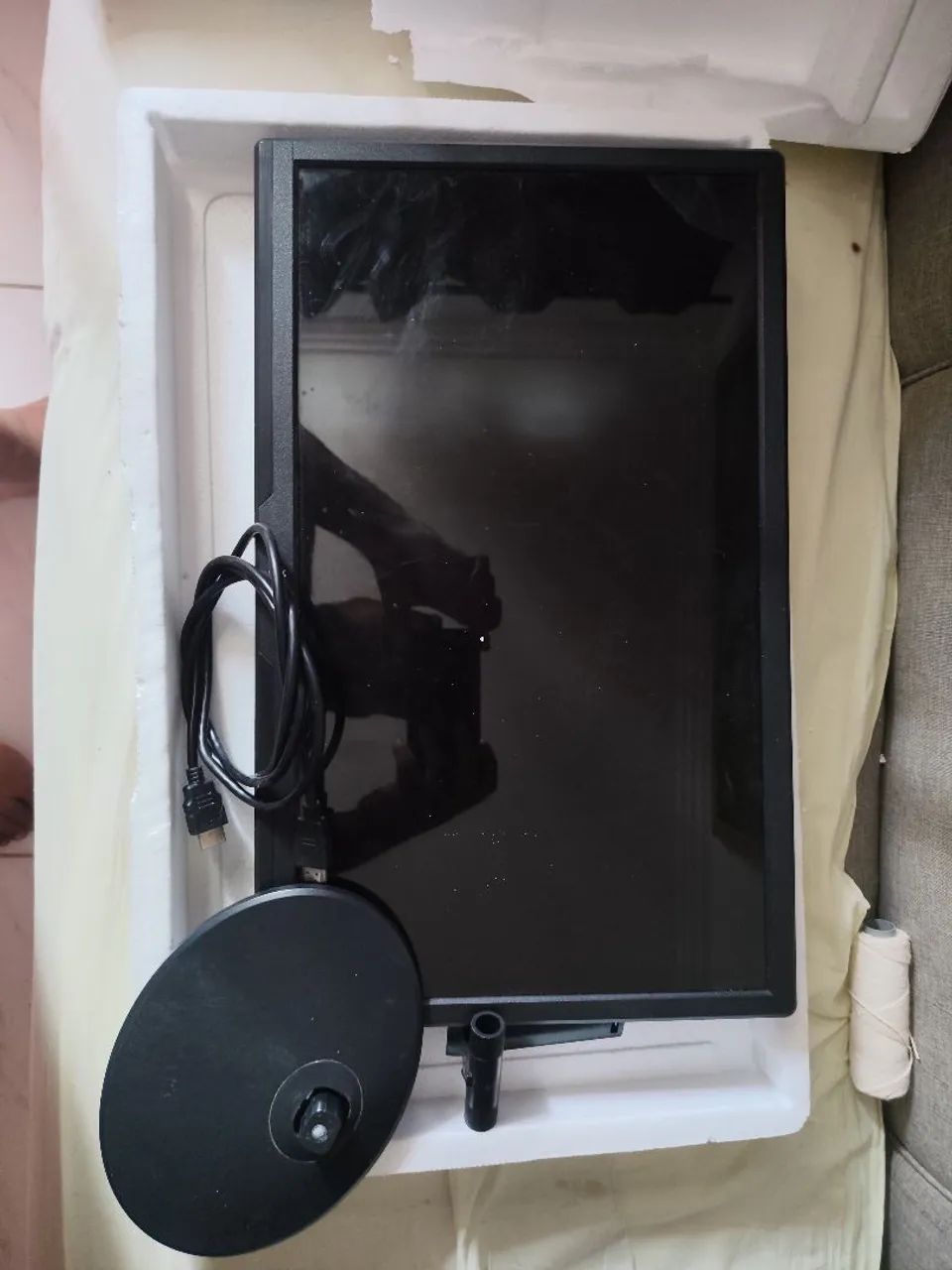 Vende-se Monitor 20P.