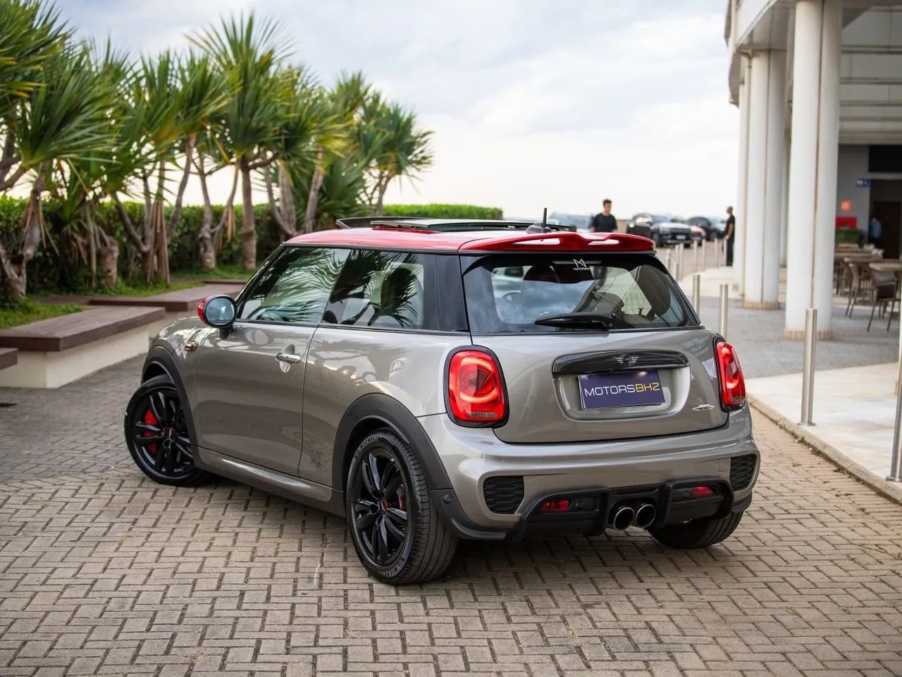 Mini Cooper John Works 2.0 Turbo 3P Aut. 2017 - Foto 3