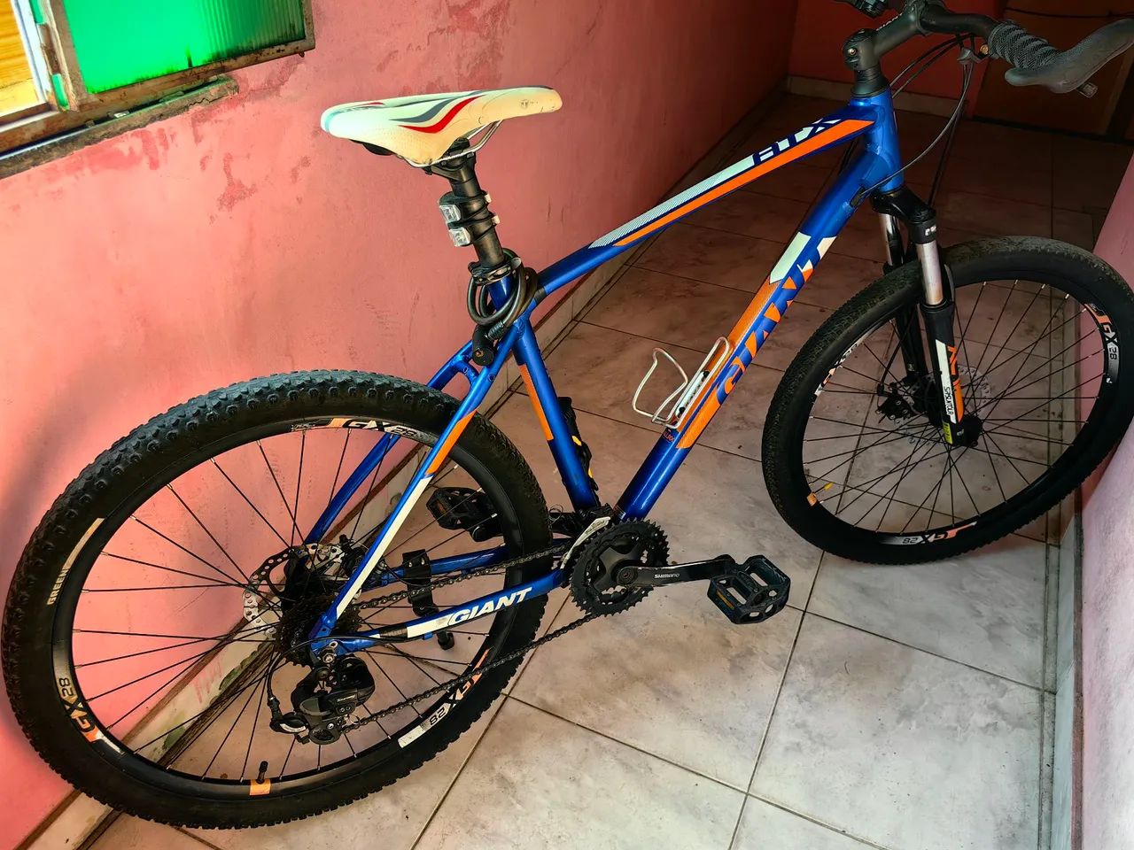 Bicicleta giant aro 28 alumínio  - Foto 3