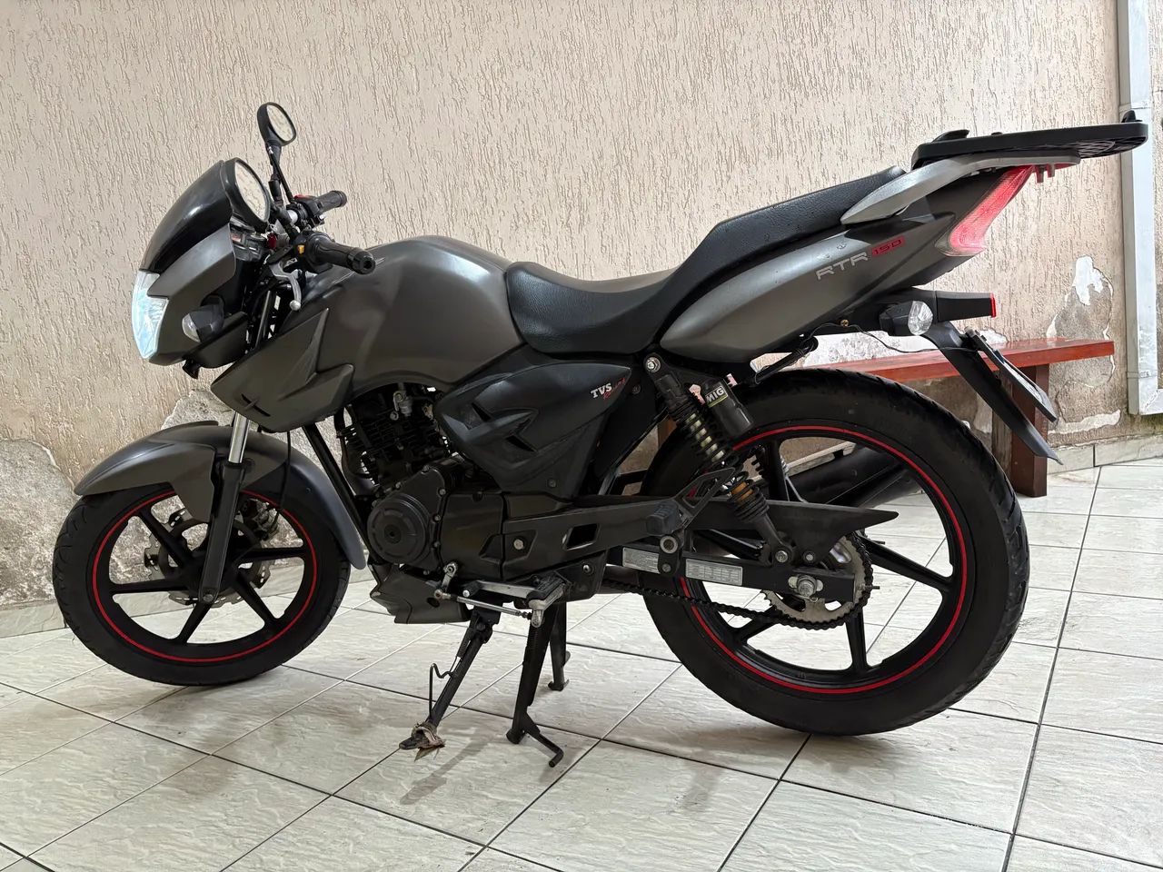Vendo moto Dafra Apache 150cc - Foto 2