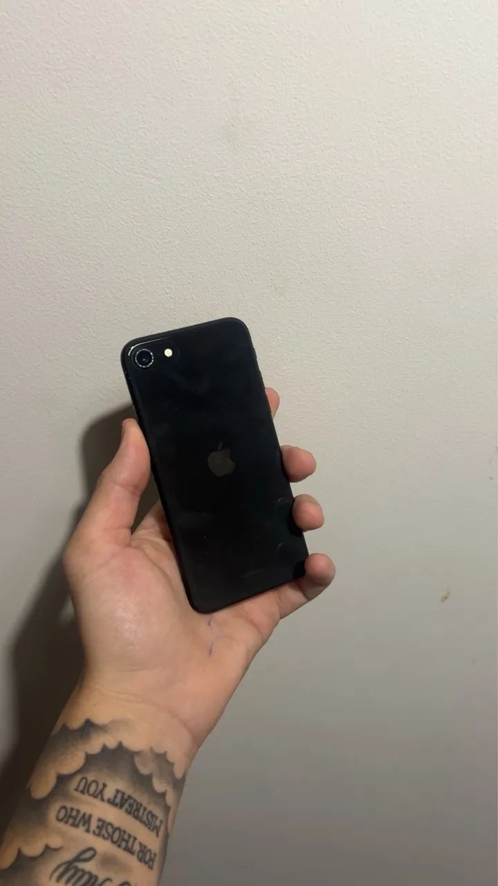 IPHONE SE 2020 64GB - Foto 2