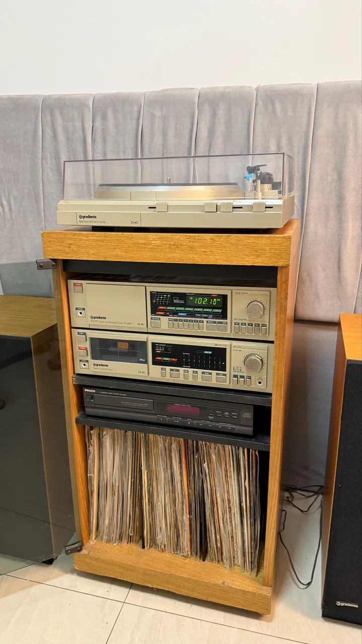 Som Gradiente DS-40 completo com rack e caixas - Vintage - Foto 3