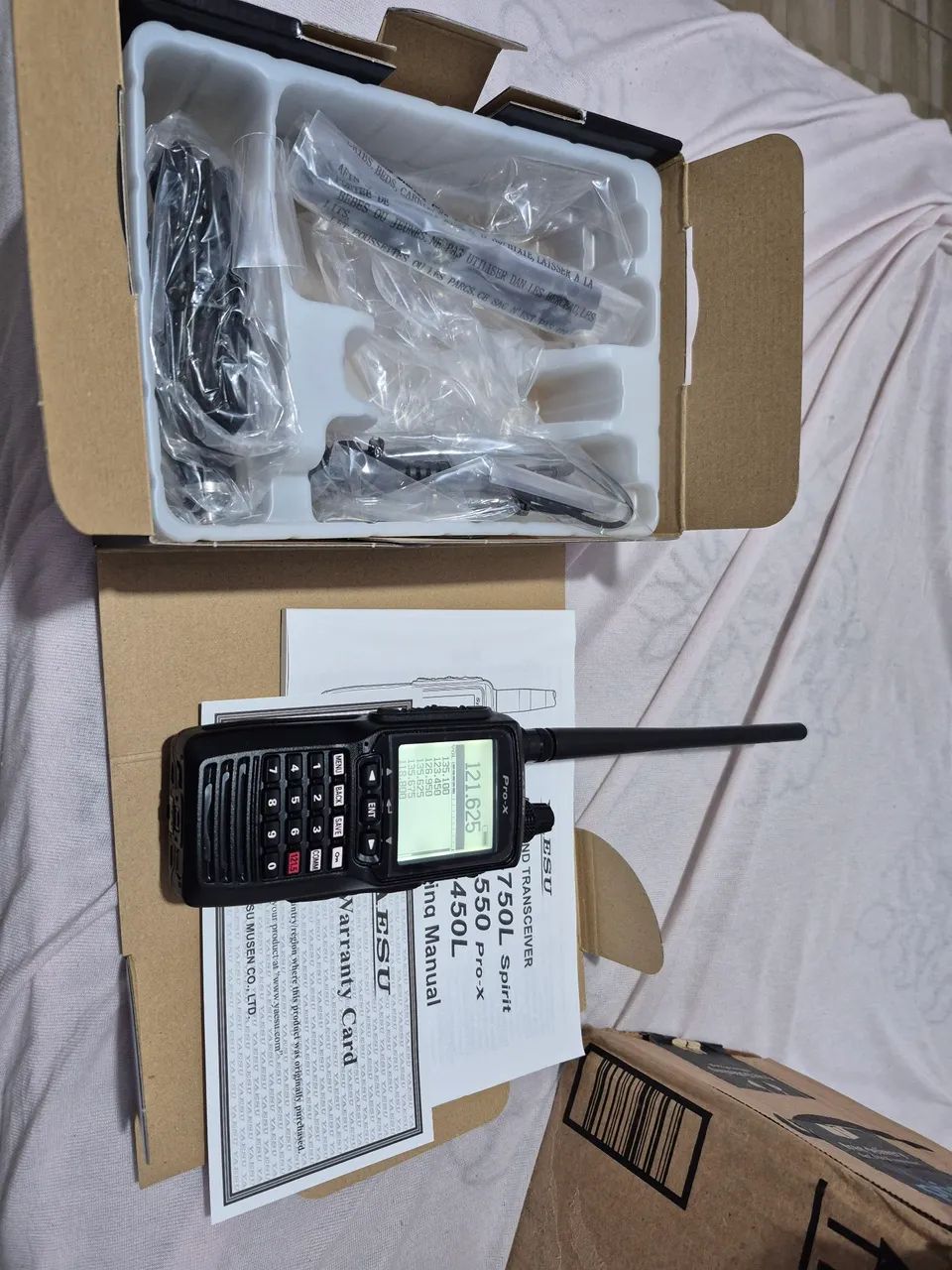 Rádio Aeronáutico Yaesu FTA 550 AA - Foto 2