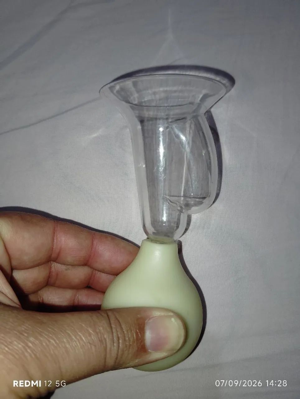 Bomba manual para tirar leite materno  - Foto 2