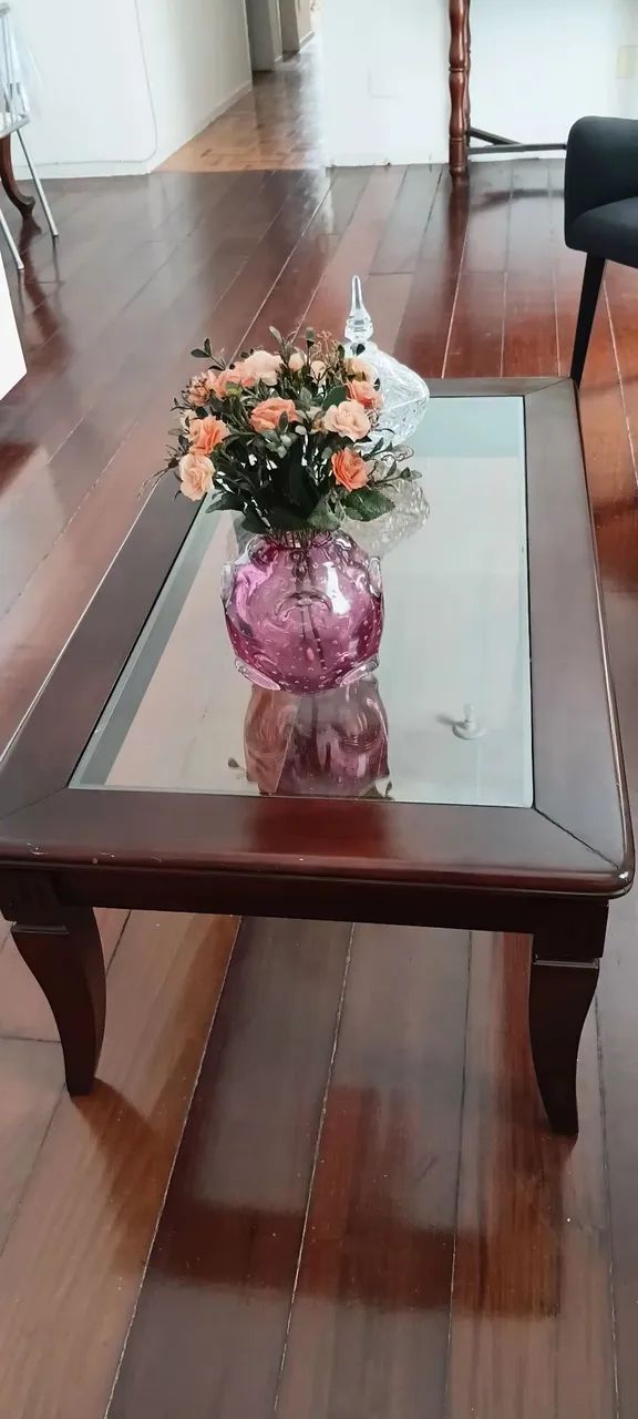 Mesa de centro madeira maciça com tampão de vidro - Foto 2