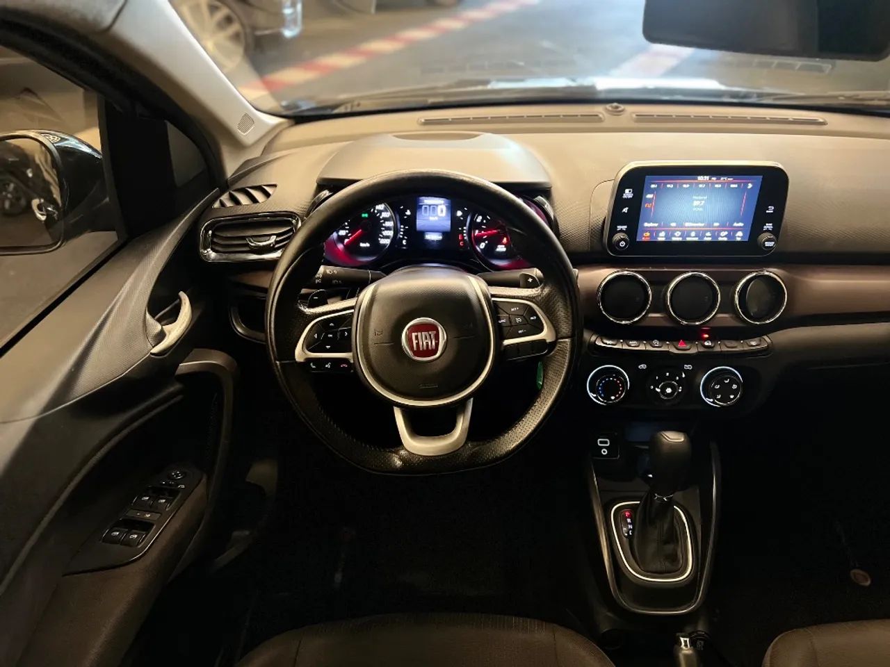 Fiat Cronos Precision 1.8 16V Flex Aut. 2019 - Foto 4
