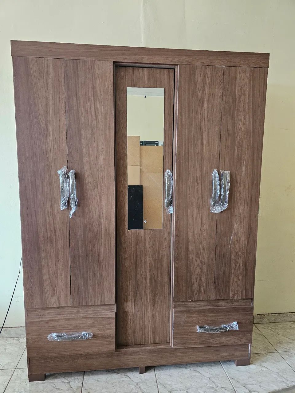 Guarda roupa de casal novo - Foto 2