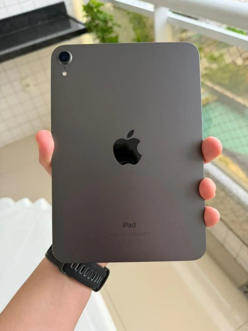 iPad mini 6 64GB Cinza Espacial + Apple Pencil USB-C - Bateria 97