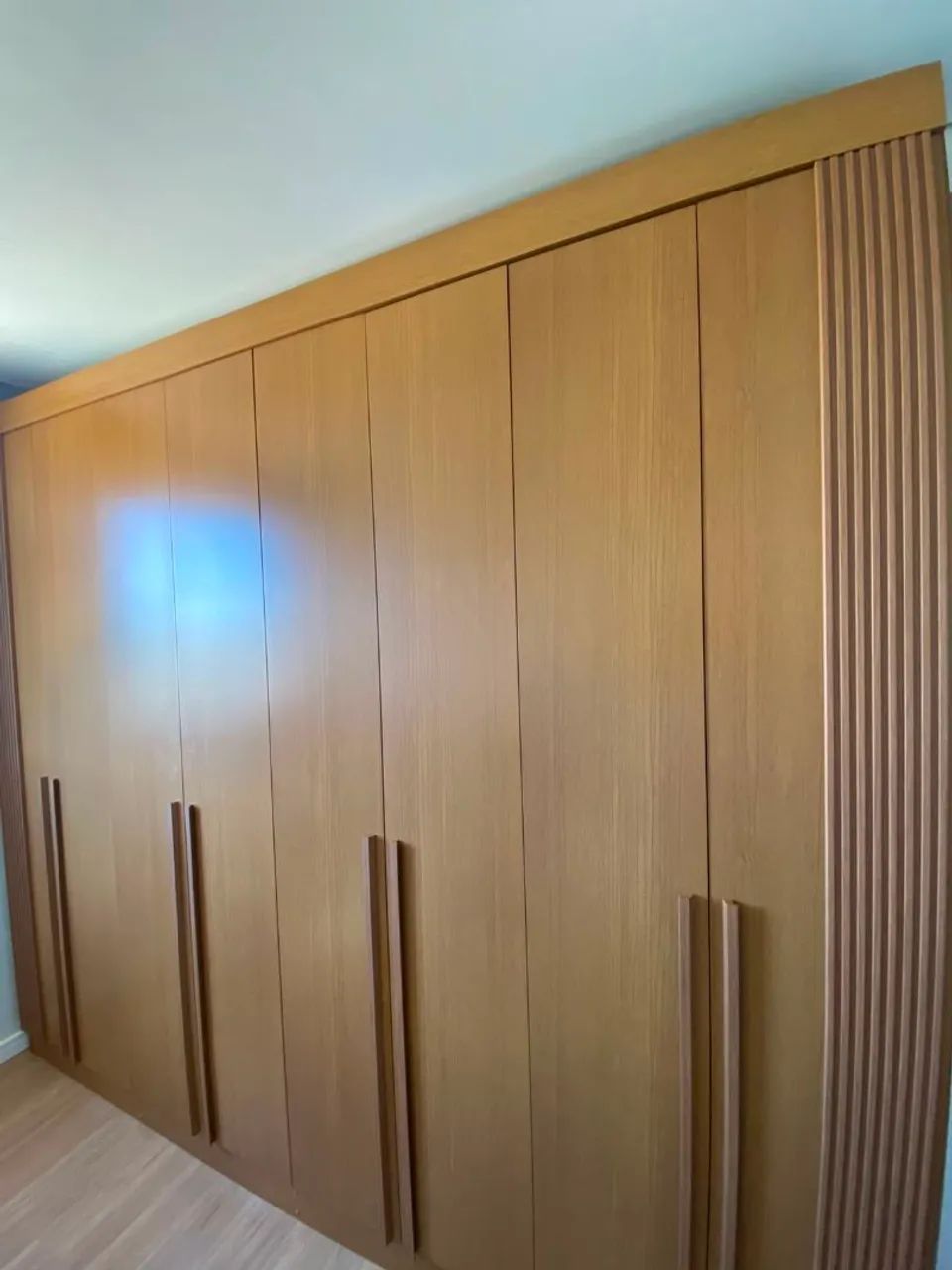 Guarda-roupa 8 portas 