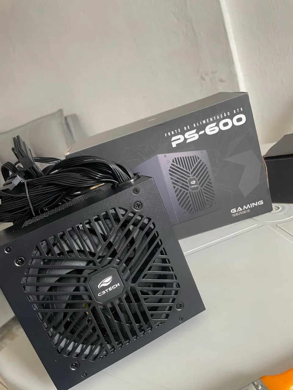 Fonte 600w nova zero na caixa 300$$$$ - Foto 2