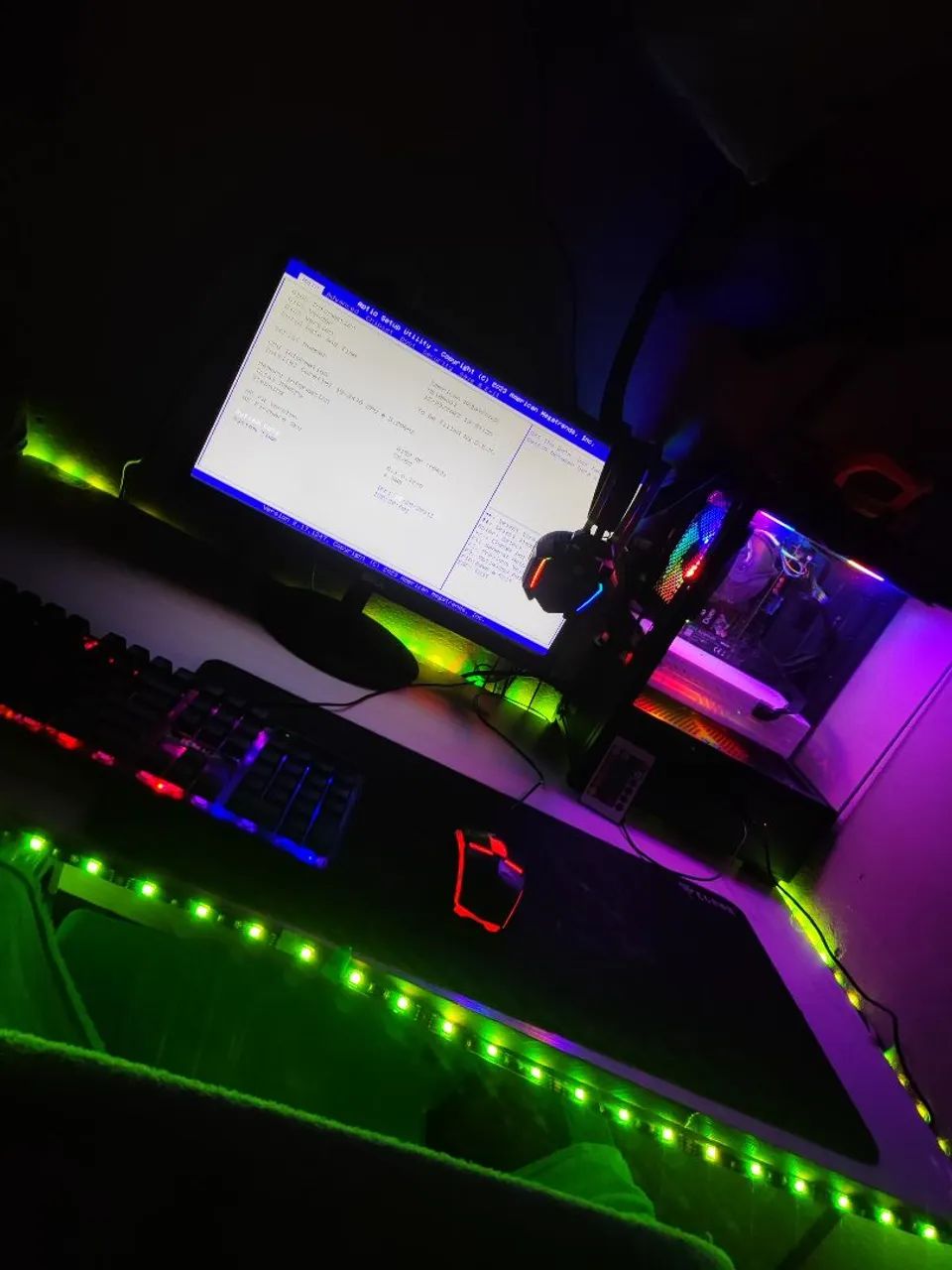 Pc gamer com defeito o defeito e que o ssd nao ta funcionando mas e so troca roda jogo  - Foto 2