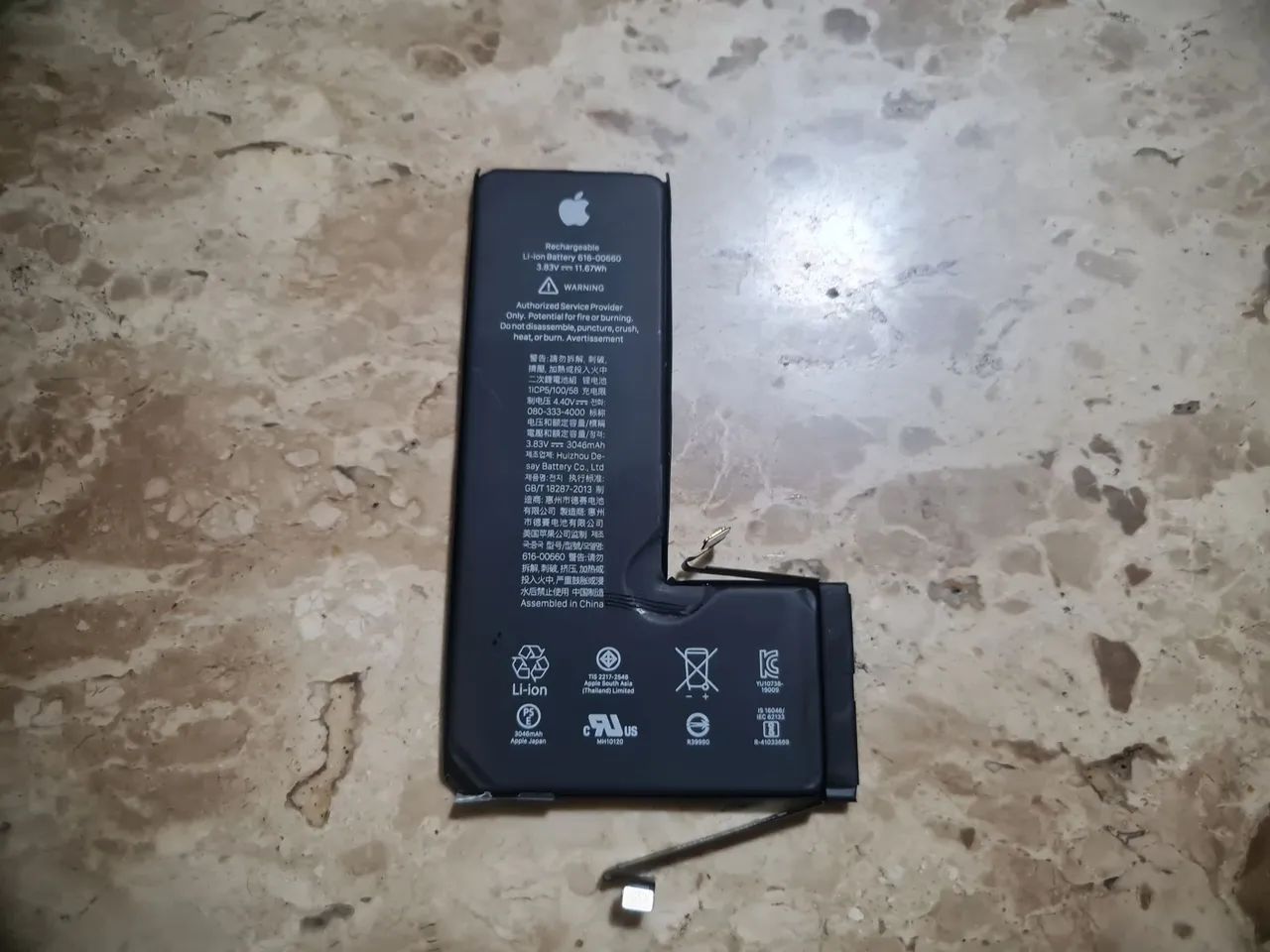 Bateria Original iPhone 11 Pro 72% de Saúde - Apple - Foto 5