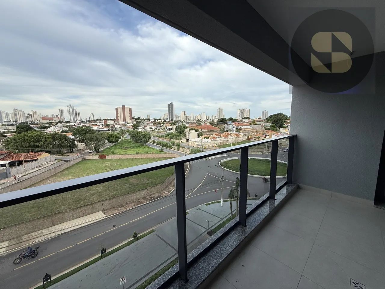 EDIFÍCIO ARCH | 102 m² | 3 QUARTOS | 1 SUÍTE - Foto 3