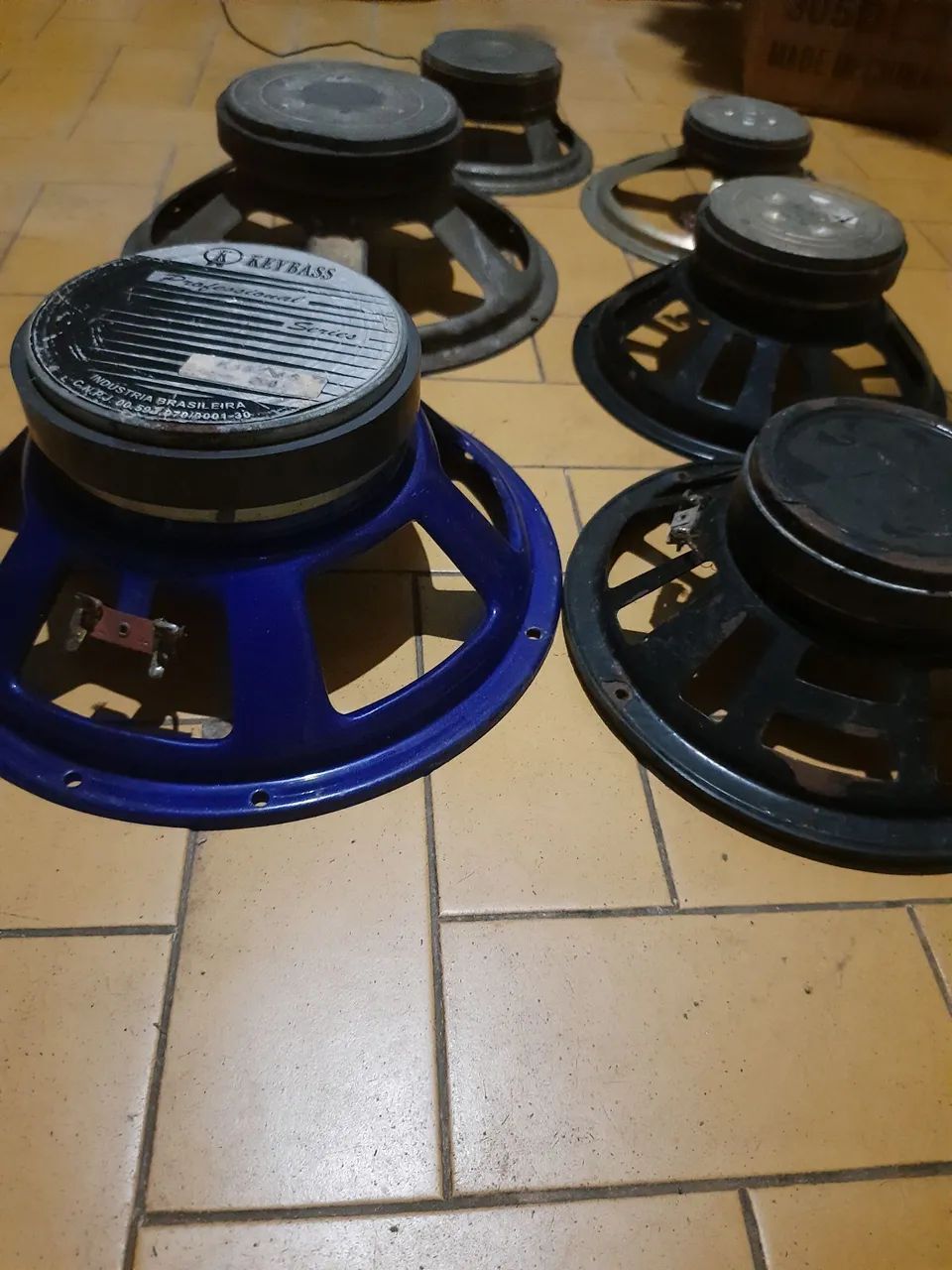 Kit com 6 carcaças de falantes - Foto 2