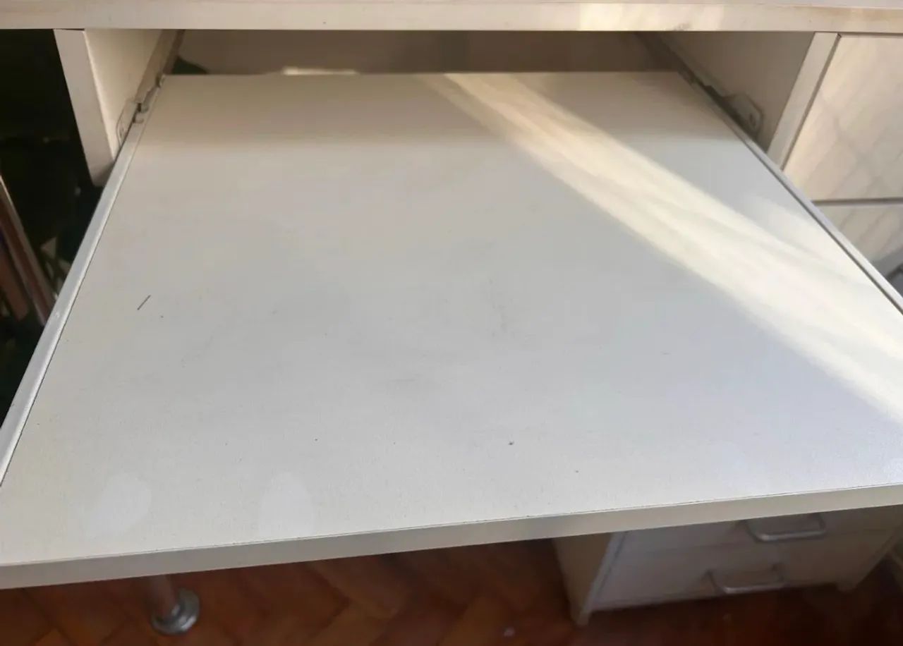 Escrivaninha  - Foto 2