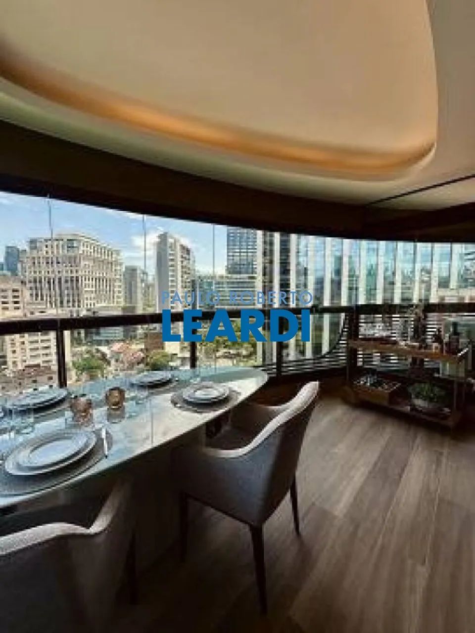 APARTAMENTO - VILA OLÍMPIA - SP